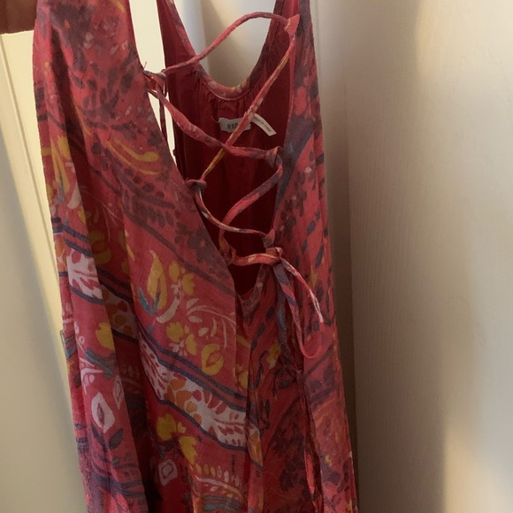 Summer dress - Picture 2 of 4